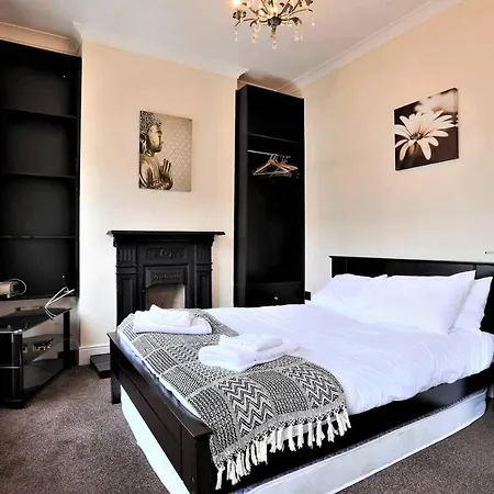 Large Victorian 3 Bed In The Perfect Location Dom wakacyjny